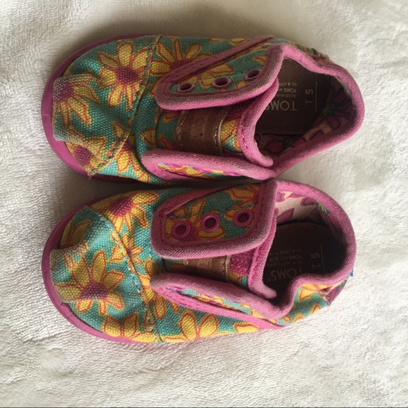 TOMS flower print - Picture 1 of 4